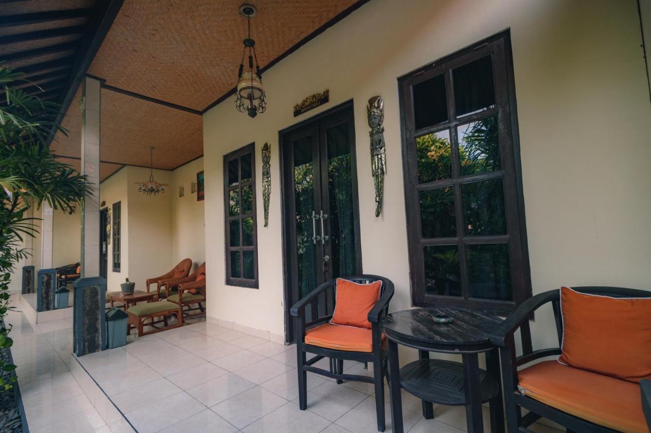 Giri Sari Guest House Pemuteran Extérieur photo
