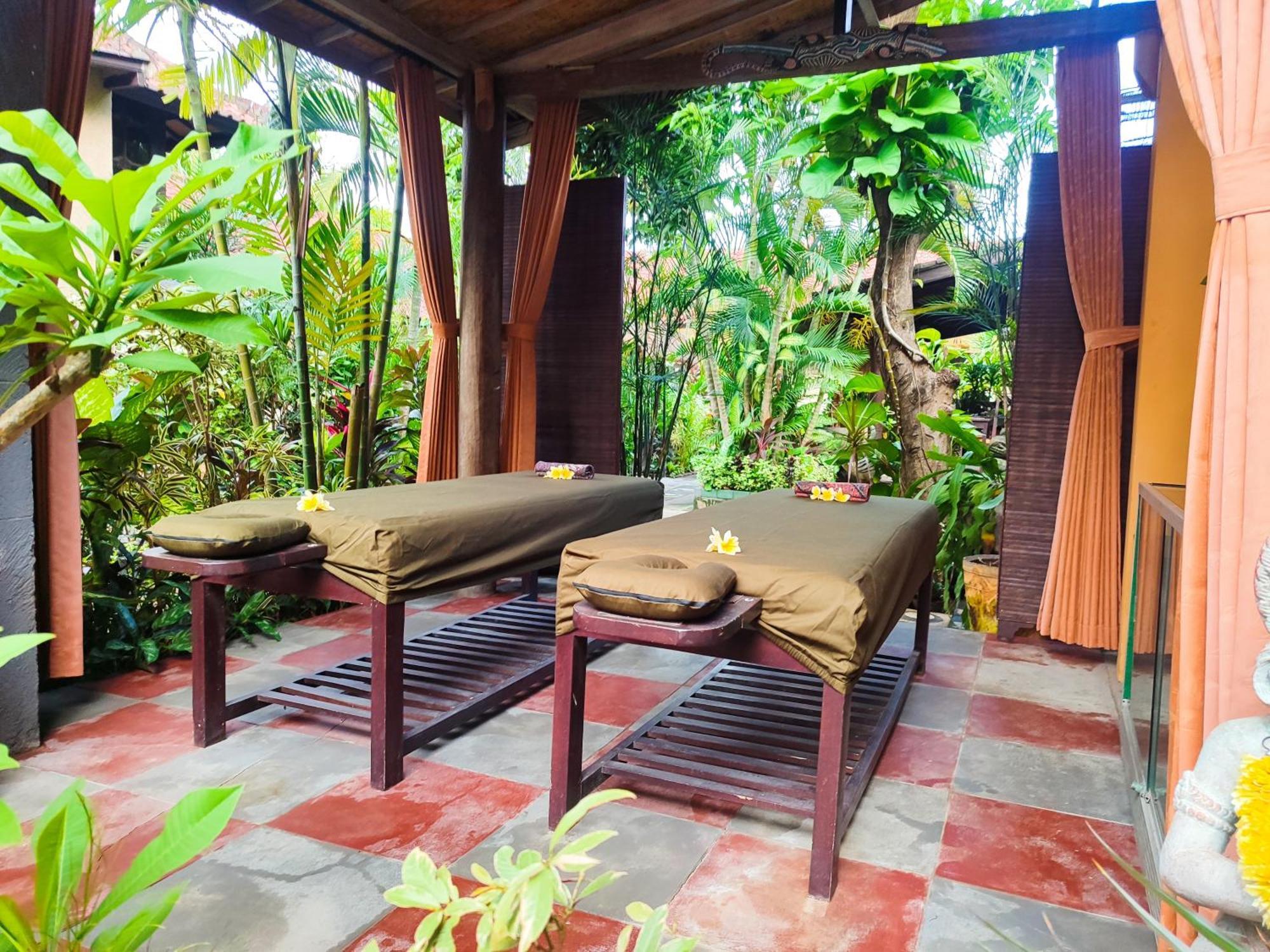 Giri Sari Guest House Pemuteran Extérieur photo
