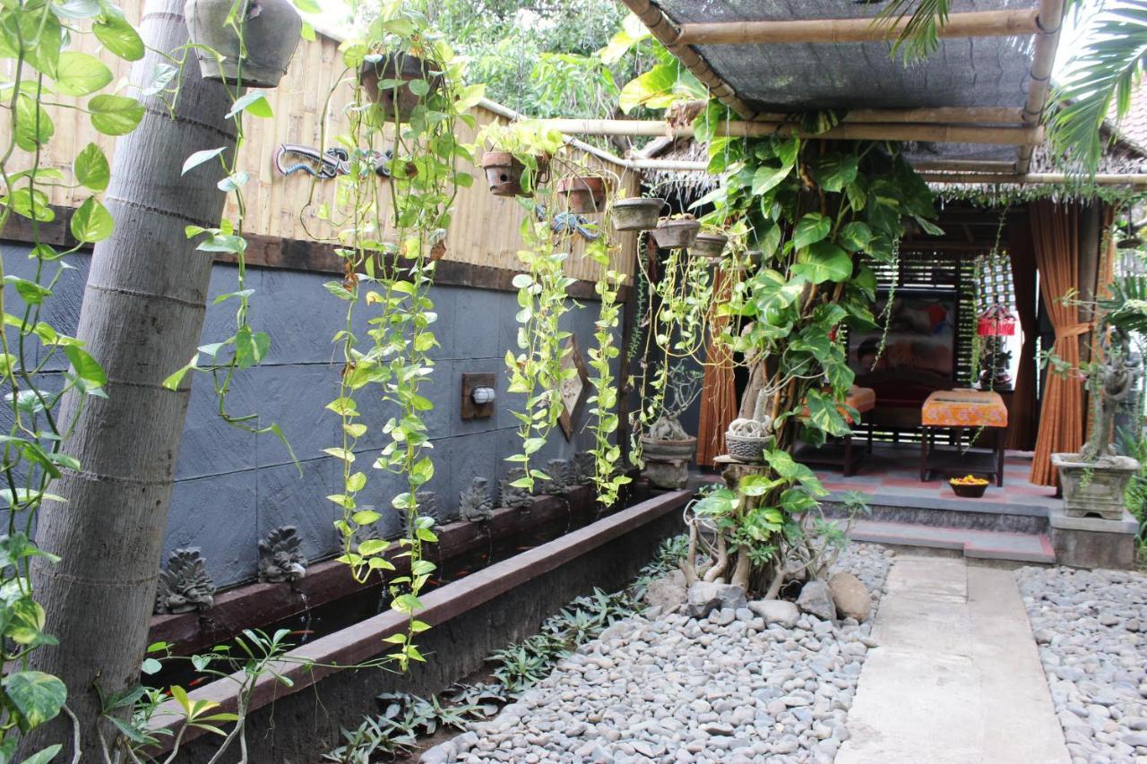 Giri Sari Guest House Pemuteran Extérieur photo