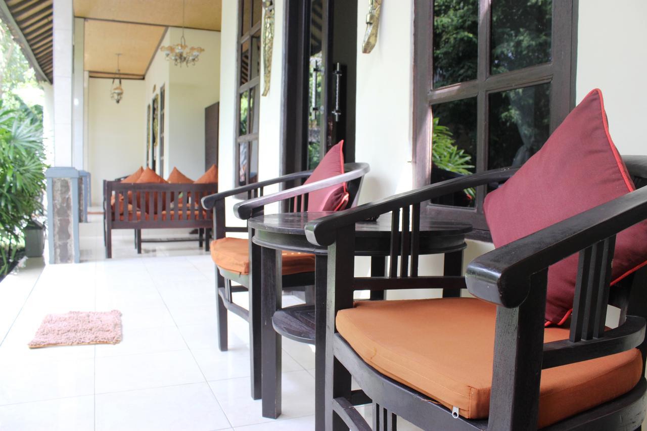 Giri Sari Guest House Pemuteran Extérieur photo